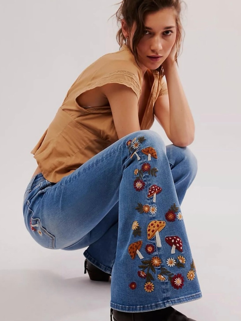 NEW Driftwood x Free People Farrah Mushroom Whimsy Embroidered Flare Jeans 25